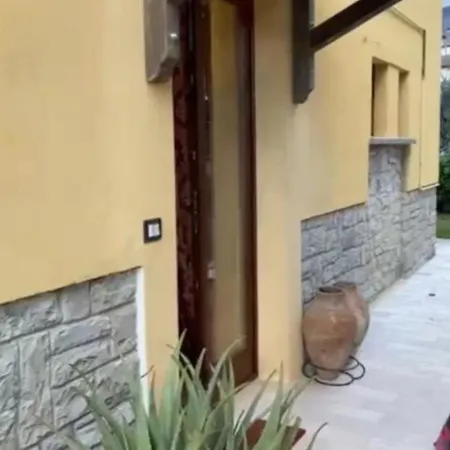 Casa Carlotta
